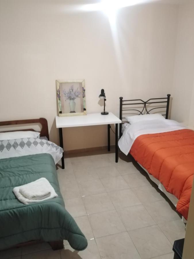 Stavros Apartments Artemida  Ngoại thất bức ảnh
