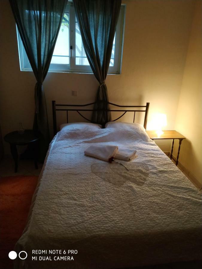 Stavros Apartments Artemida  Ngoại thất bức ảnh