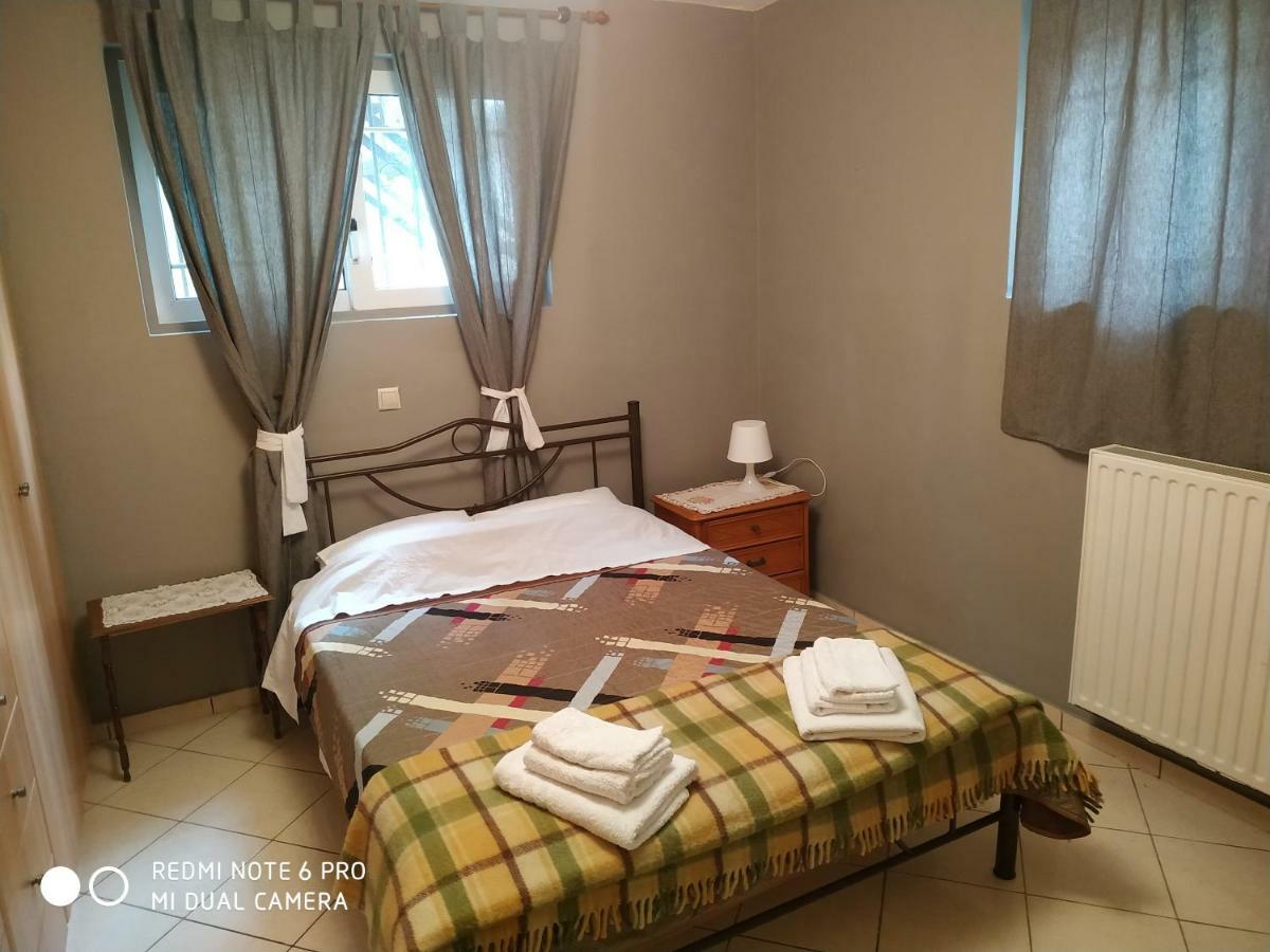 Stavros Apartments Artemida  Ngoại thất bức ảnh